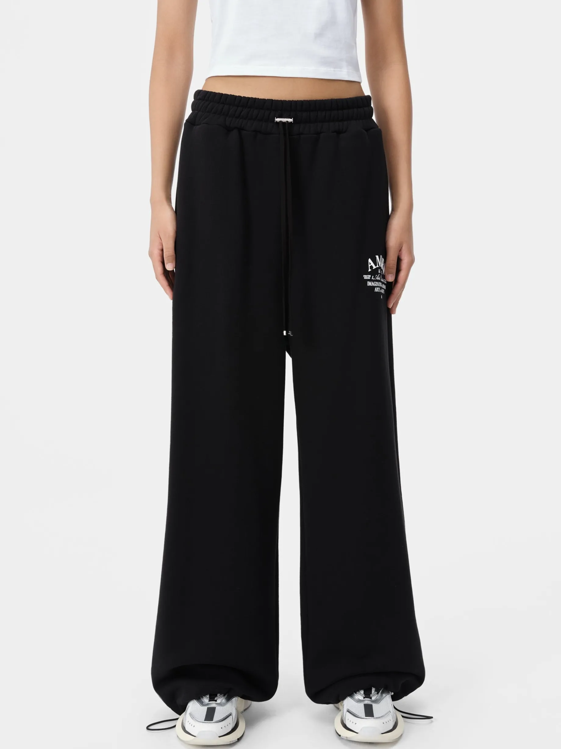 WOMEN'S ARTS DISTRICT FLARE SWEATPANT