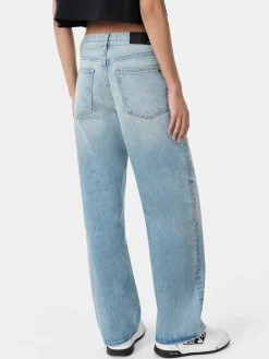 WOMEN'S WIDE STRAIGHT JEAN
